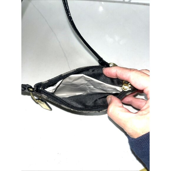 NWOT Coach Poppy Black & Gold Signature & Leather Wristlet Wallet 46131 - Picture 6 of 7
